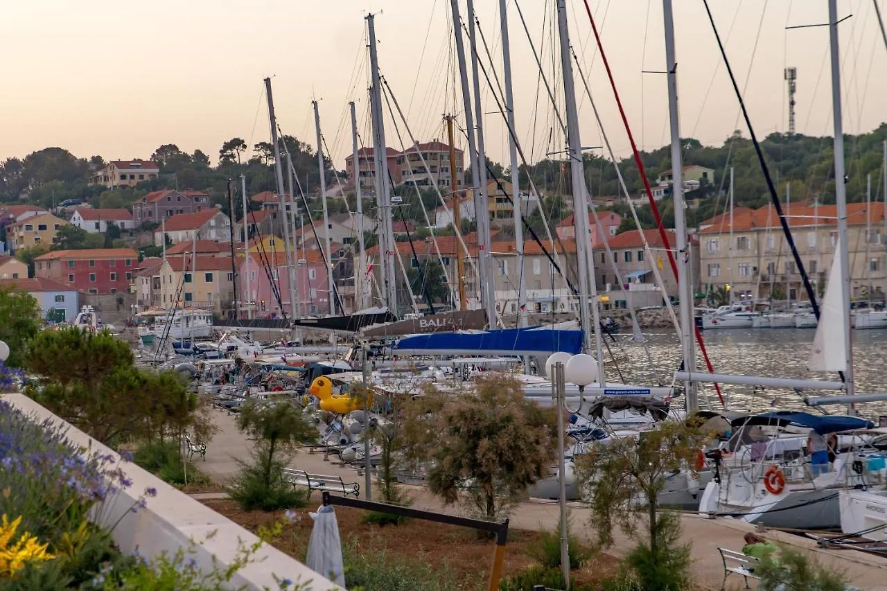 Maiora Luxury Island Suites Sali Croatia