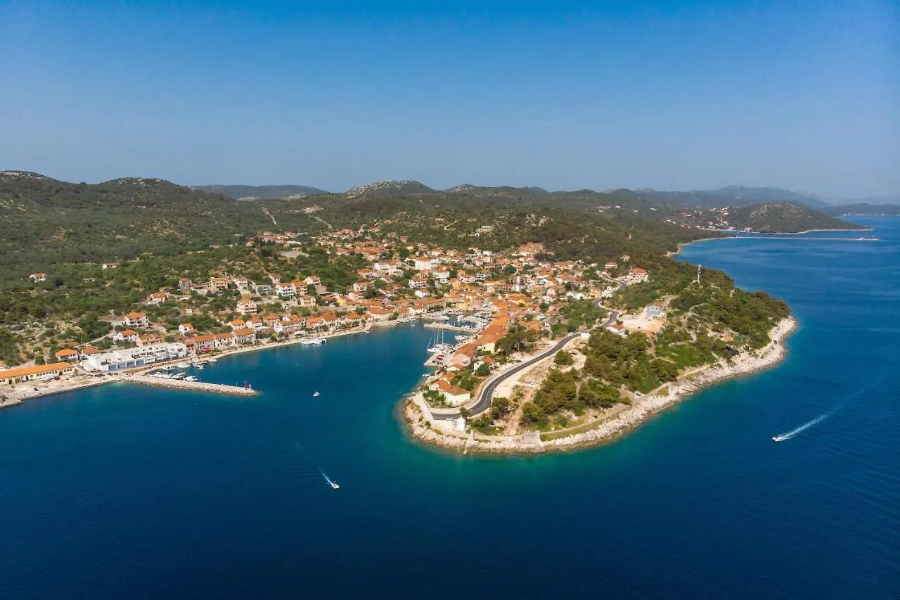 Maiora Luxury Island Suites Sali