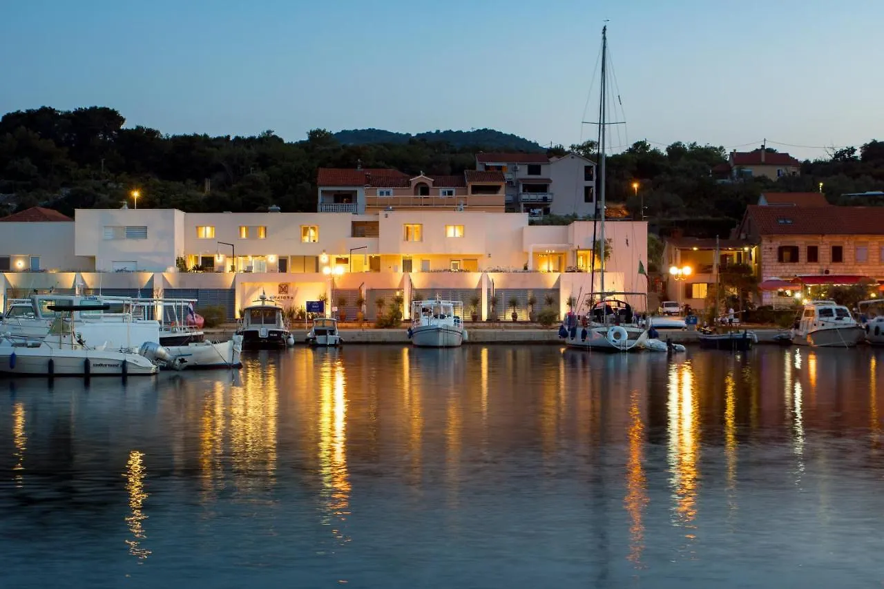 Maiora Luxury Island Suites Sali Apartment