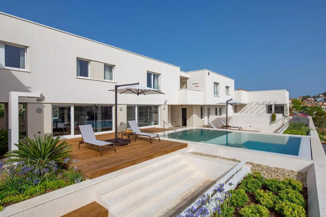 Maiora Luxury Island Suites Sali Apartment