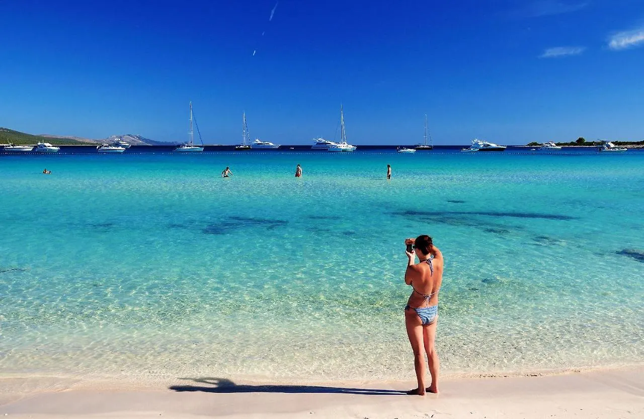 Maiora Luxury Island Suites Sali 0*,