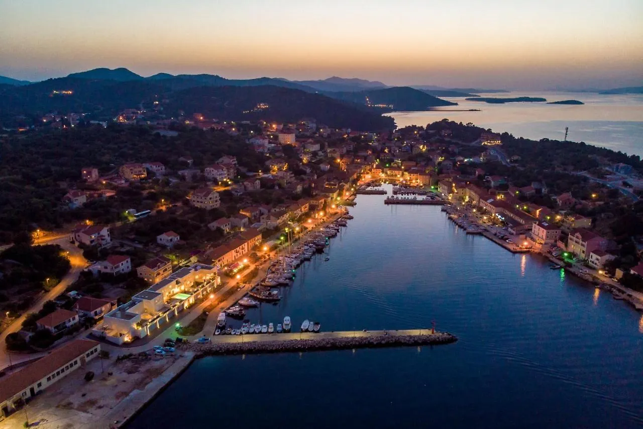Maiora Luxury Island Suites Sali Apartment