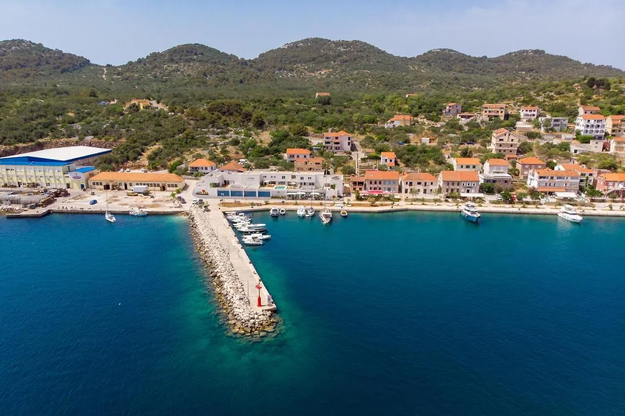 Maiora Luxury Island Suites Sali