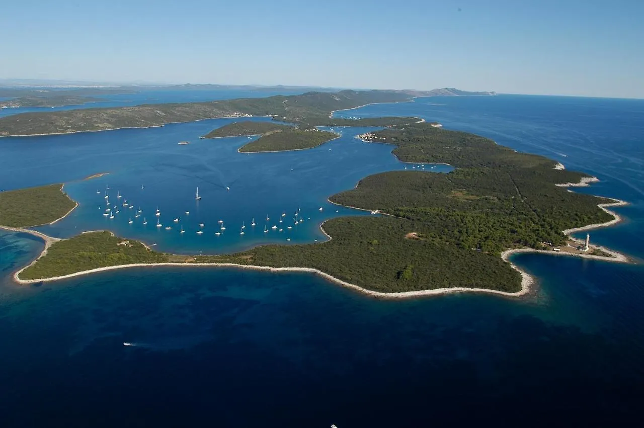 Maiora Luxury Island Suites Sali Apartment